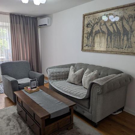 Moonflower Residence 4645 Bishkek Exterior foto
