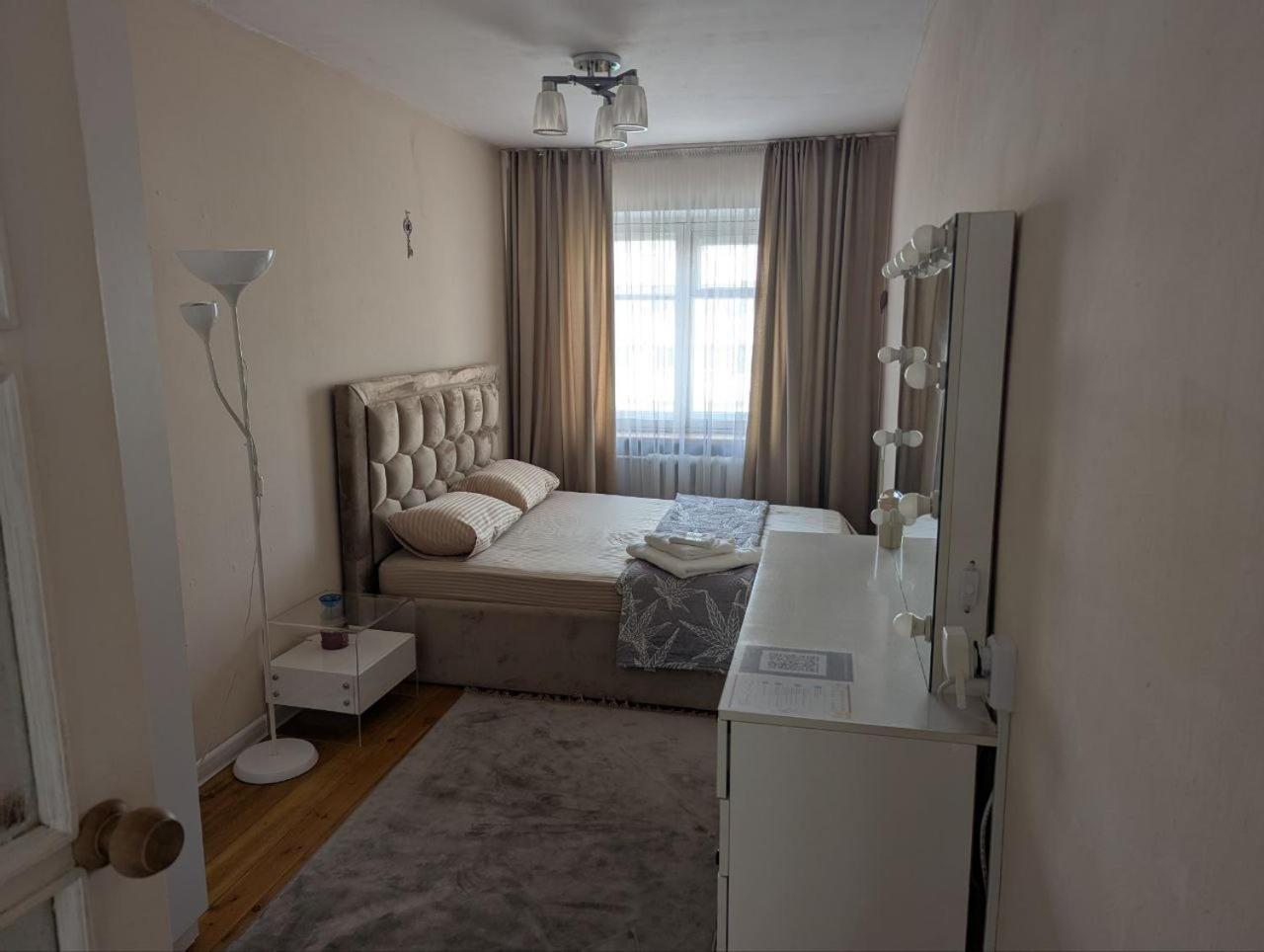 Moonflower Residence 4645 Bishkek Exterior foto